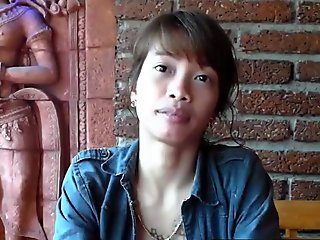 Amateur Asian riding a manly pecker until it explodes