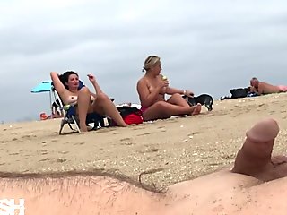 Beach dickflash #17 with cumshot and mlifs Reaction